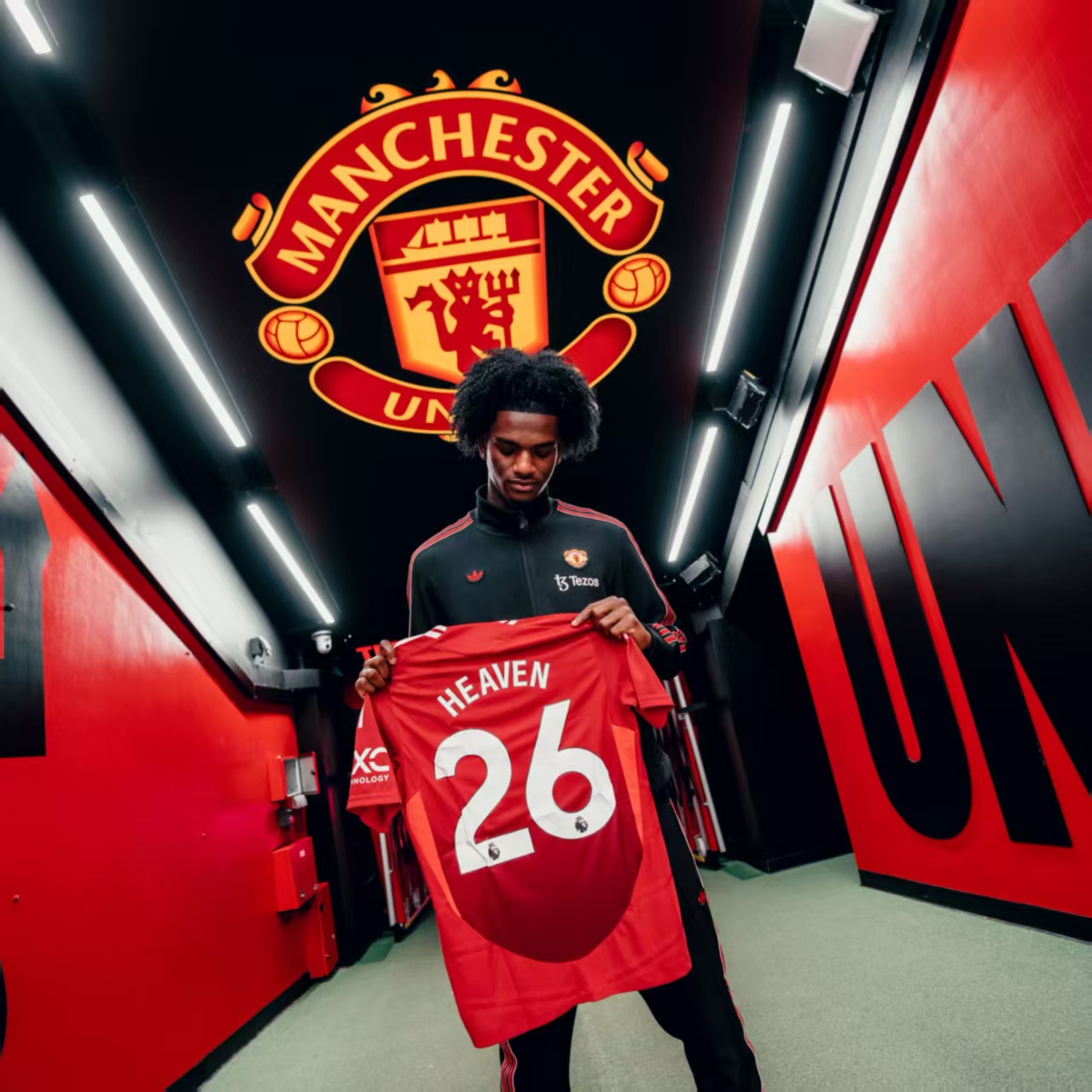 九游在线游戏平台曼联前途光明！，Ming新星夺冠表现突出再创辉煌时刻的简单介绍