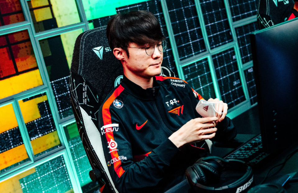 九游在线游戏平台 Faker赛事官方发布回归赛场新规，加拿大队争议不断！